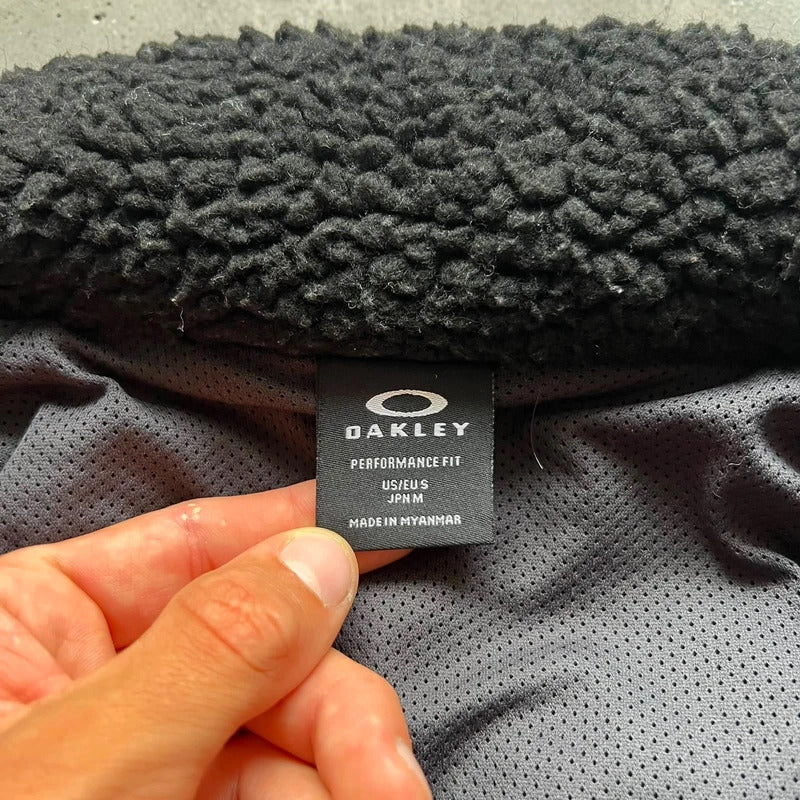 Vintage 00’s Black Oakley Technical Sherpa Fleece Jacket S