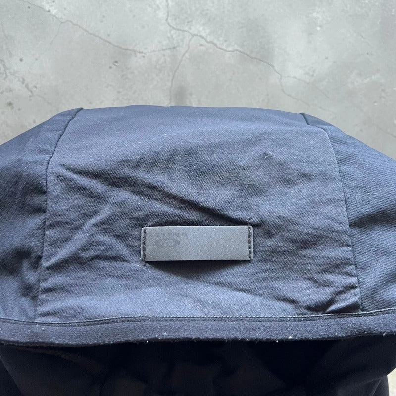 Navy Blue Oakley Zip up Water Resistant Jacket M