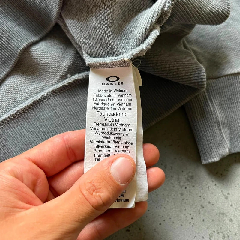Oakley Grey Garment-Dyed Crewneck Sweatshirt Xs
